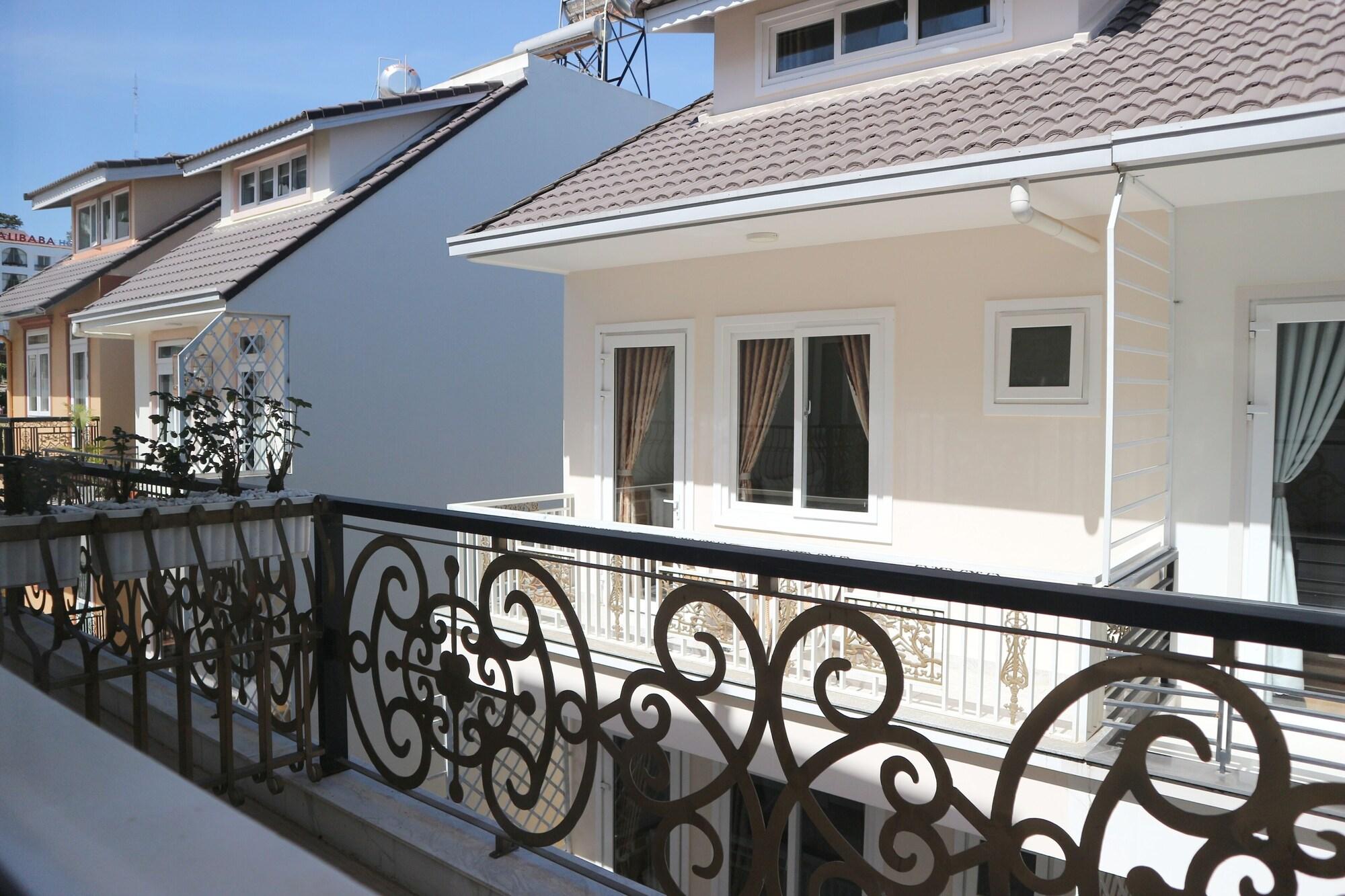 Phuong Anh Hotel Dalat Bagian luar foto